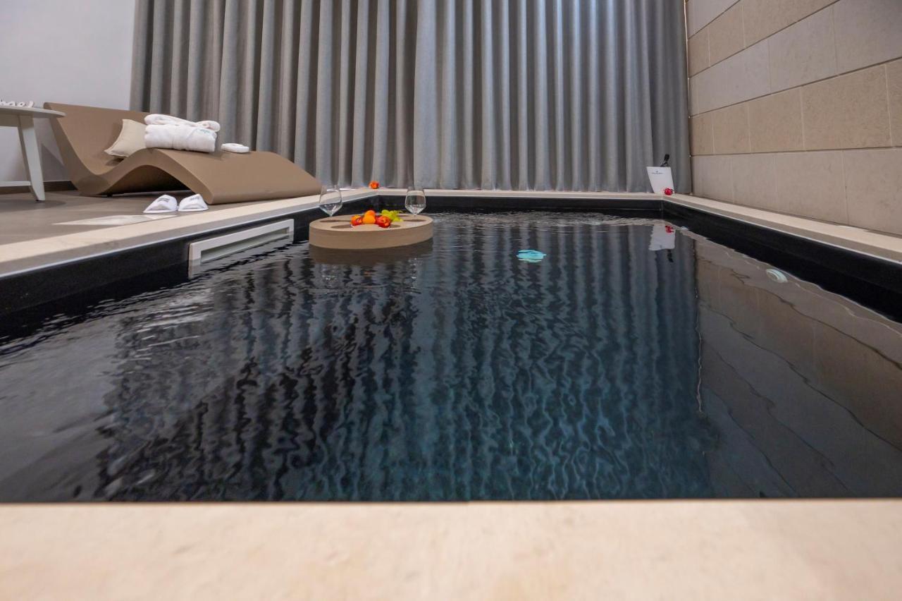 Villa Carmiano Luxury Bedrooms In Avola In The Province Of Syracuse With Spa And Swimming Pool And Wonderful Seaview Zewnętrze zdjęcie